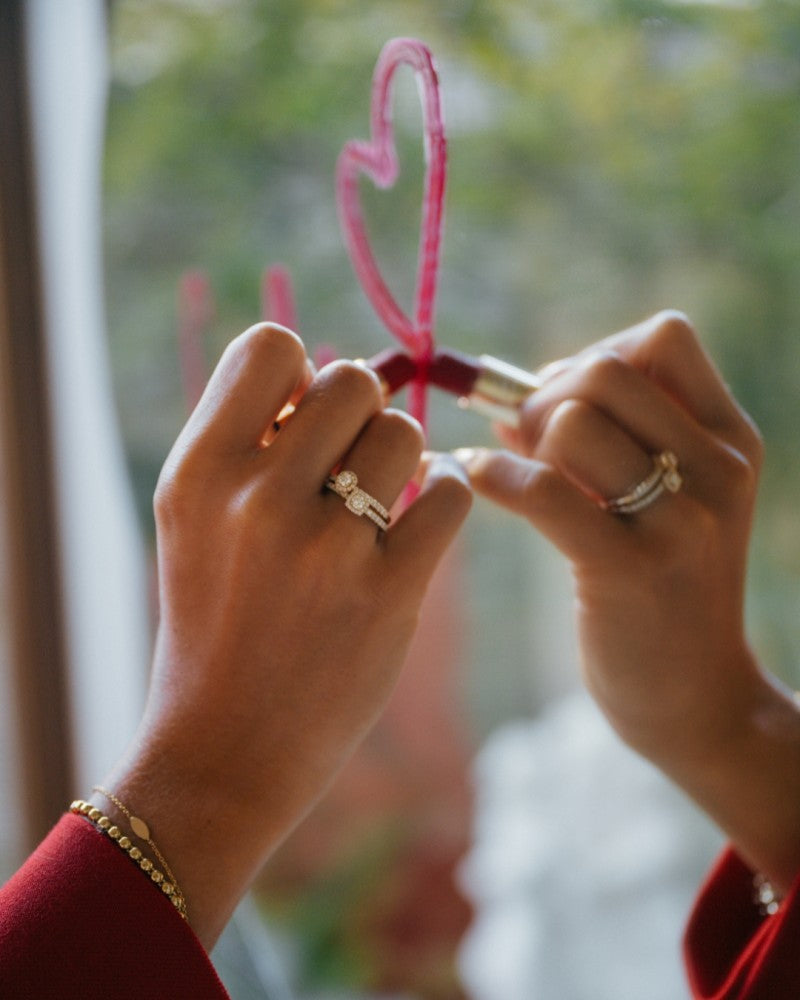 Schitterende Geelgouden Diamanten Ring met Briljant in Vierkante Entourage Zetting – 14 Karaat 0.53 crt.