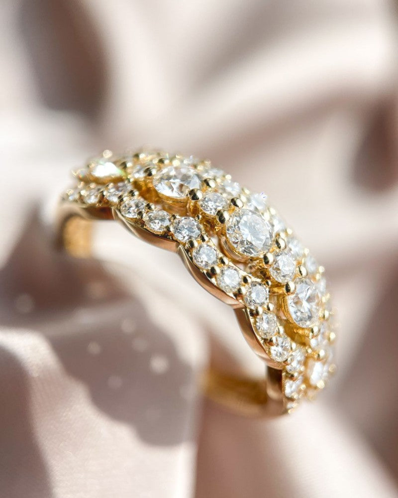 Romantischer 14kt Gelbgold Diamantring mit wellenförmigem Design 1,00 ct.