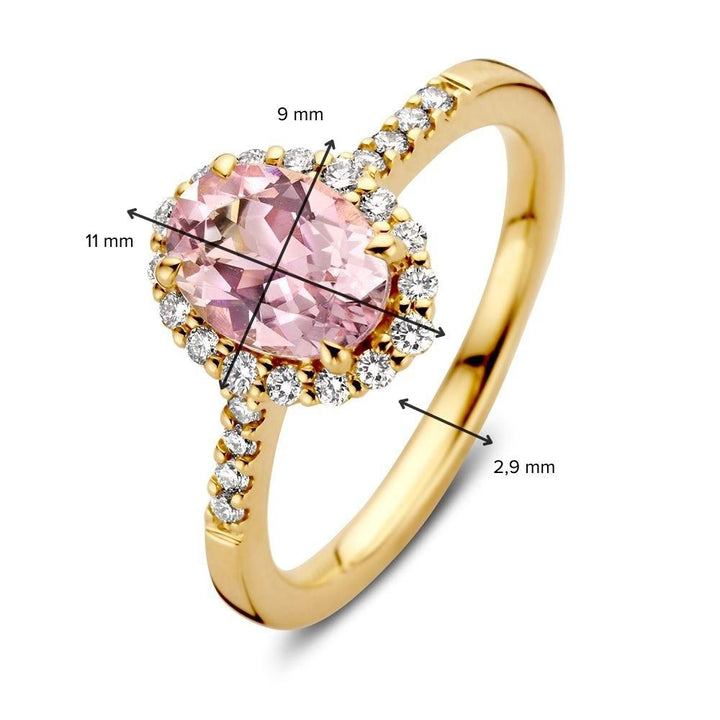 De Elegant Geelgouden Ring met Roze Morganiet (11x9 mm) en briljante diamanten van Excellent Jewelry heeft een 2,9 mm brede band. Zwarte pijlen tonen de afmetingen van de morganiet en de band aan.