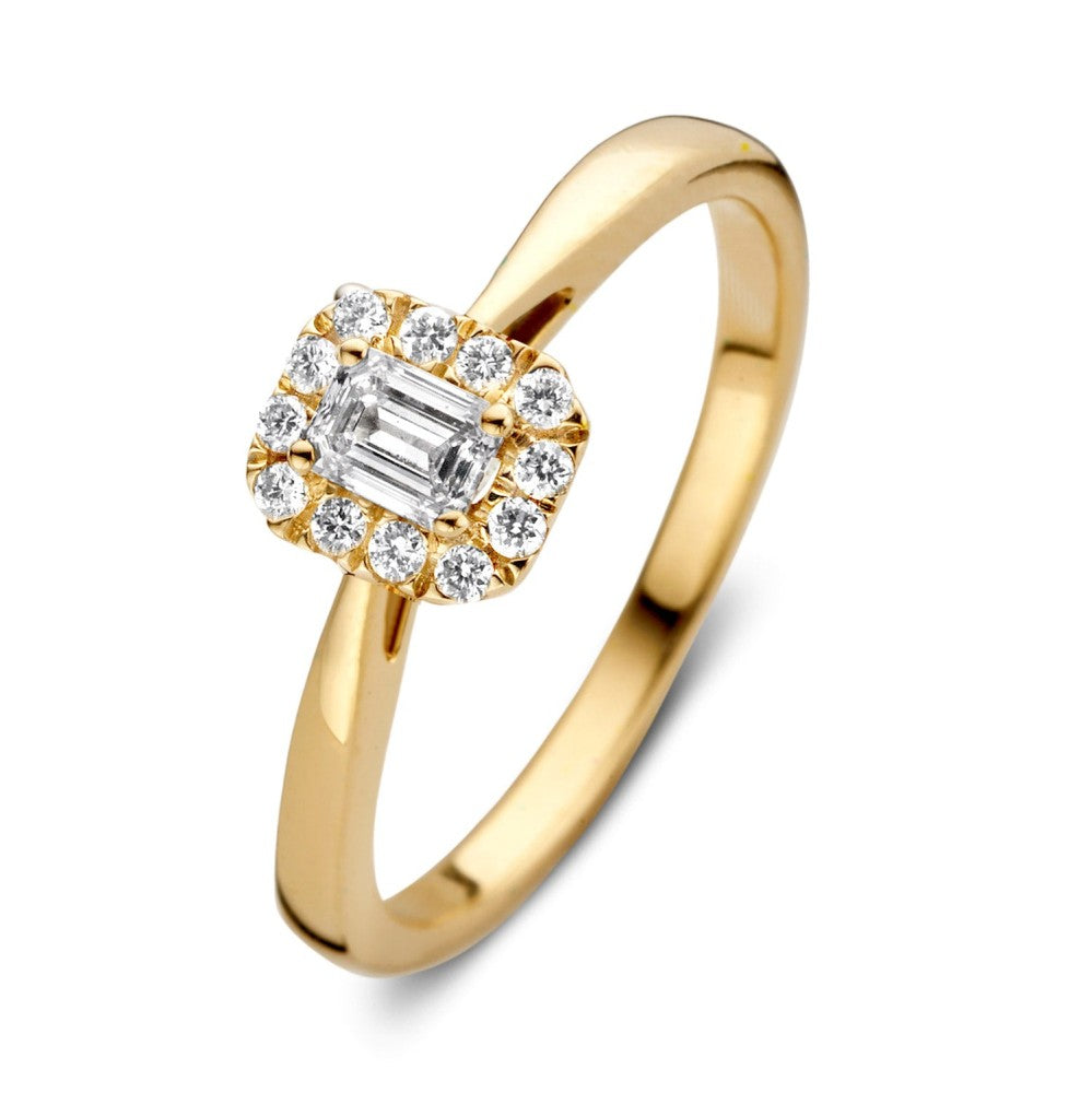 Ring aus 14 Karat Gelbgold mit einem zentralen, rechteckigen Diamanten und umgeben von kleinen Brillanten