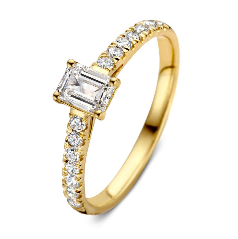 Ring aus 18 Karat Gelbgold mit quadratischem Diamanten und kleinen, runden Steinen am Band
