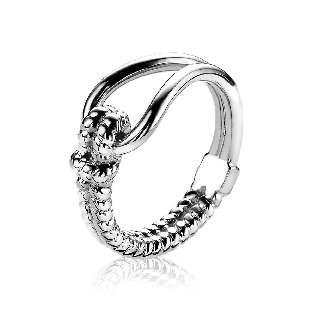 Ring aus Silber mit gewundenem Design und strukturiertem Band