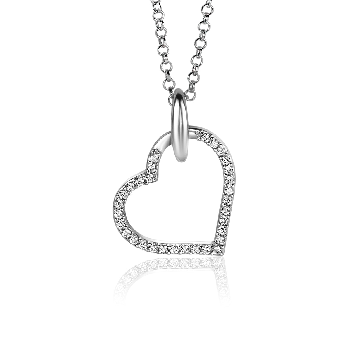 Herzförmiger Anhänger aus Silber mit klaren Zirkonia-Steinen, an einer feinen Kette.