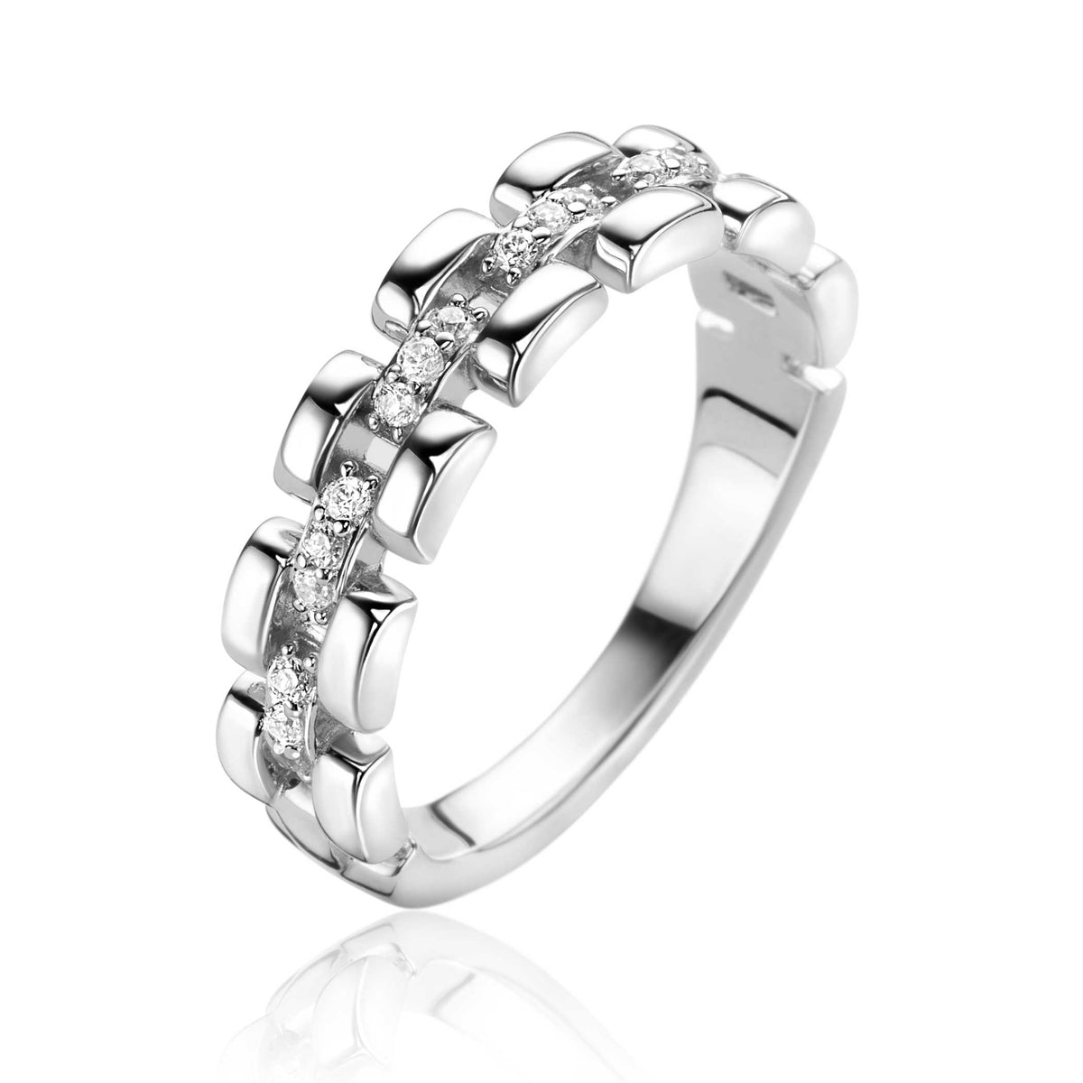 Ring aus Silber mit glänzenden Ziersteinen in der Mitte und strukturiertem Design