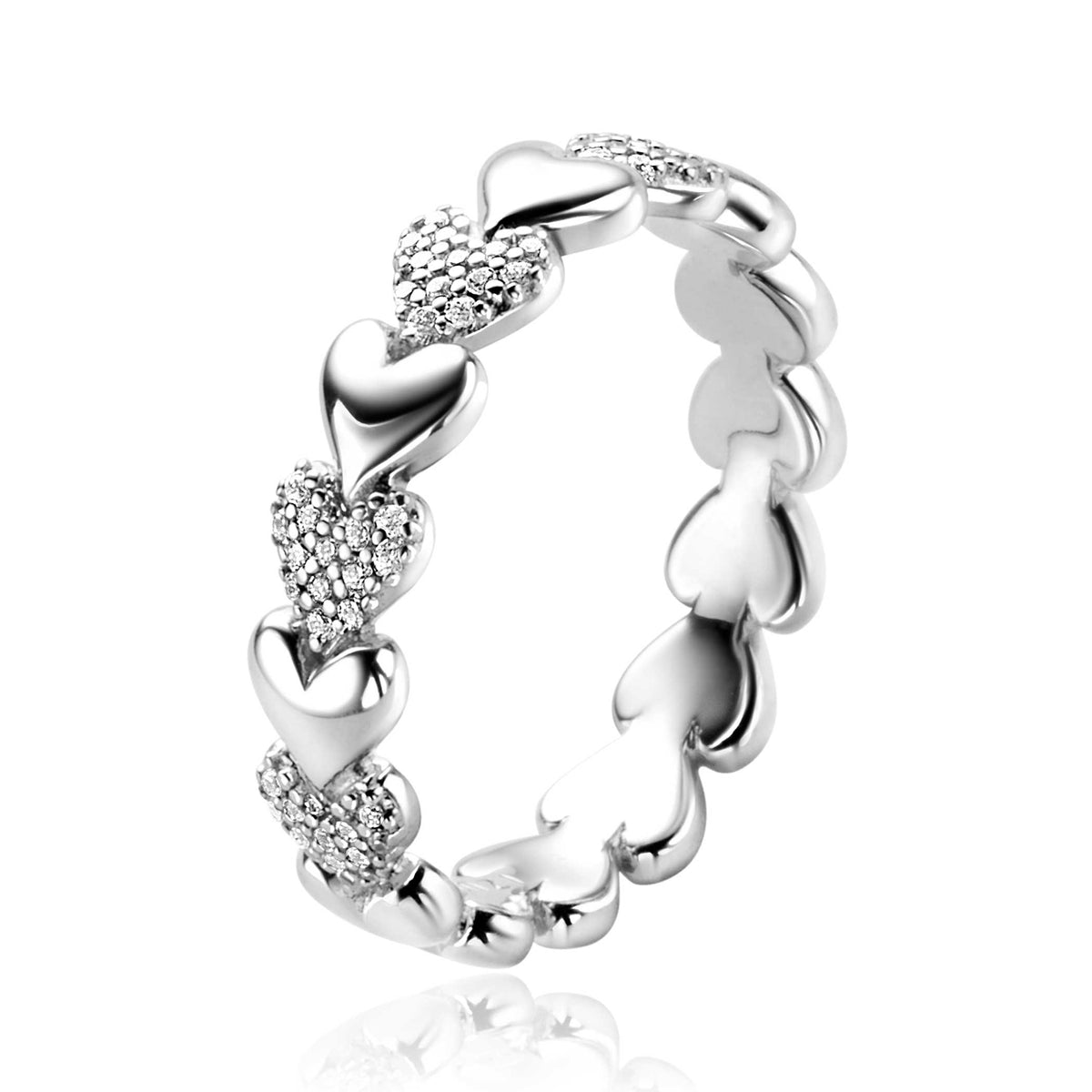 Ring aus Silber mit herzförmigen Elementen und Zirkonia-Steinen