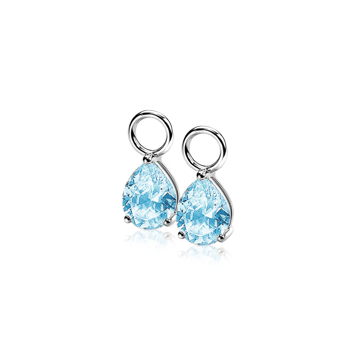 Ohrringe aus Silber mit tropfenförmigem, hellblauem Edelstein