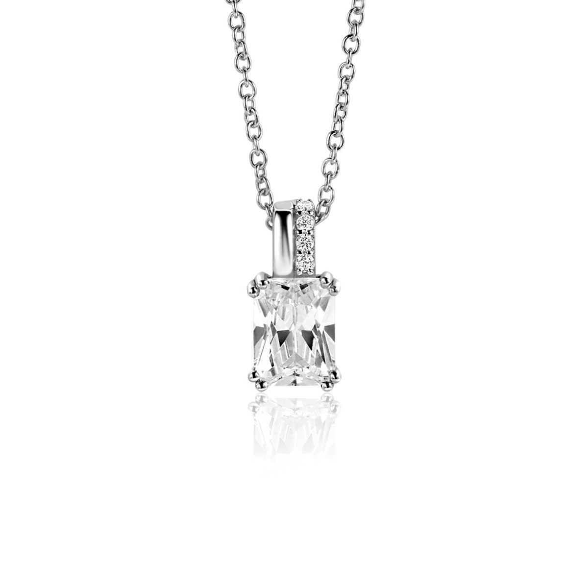 Hänger aus Silber mit rechteckigem Edelstein und kleinen Zirkonia-Steinen, an einer feinen Kette