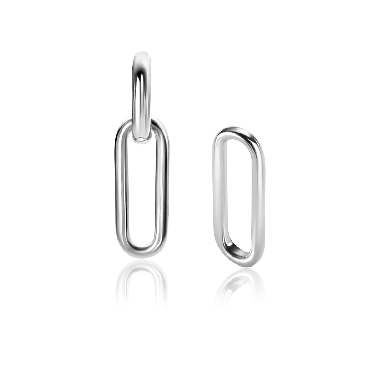 Silberne Ohrringe in Form von ovalen Schlaufen mit glänzender Oberfläche