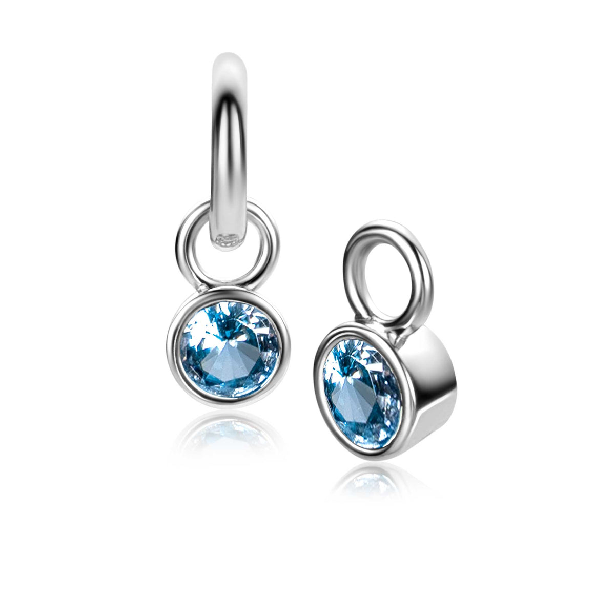 Silberne Ohrringe mit blauen Edelsteinen in runder Form und schlichten Hängern