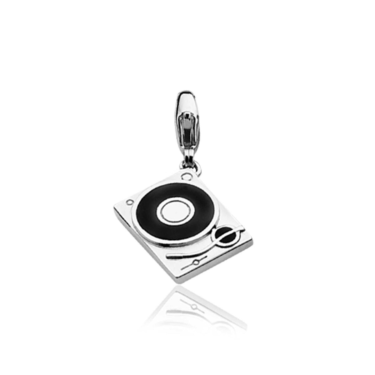 Silberner Charm in Form eines Plattenspielers mit schwarzem Detail und Karabinerverschluss