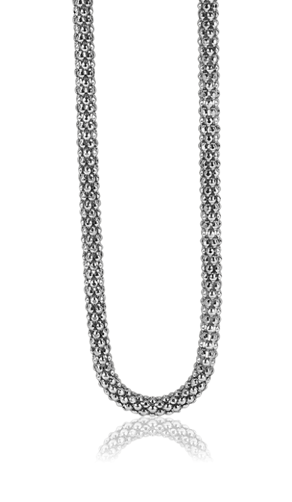Kette aus Silber mit feinem, glatten Design und glänzender Oberfläche